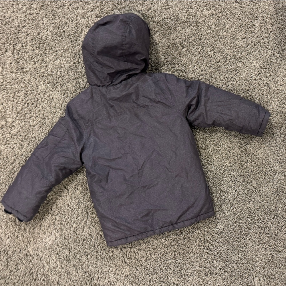 Carter’s boys gray winter coat with hood, size 7 - Picture 7 of 8